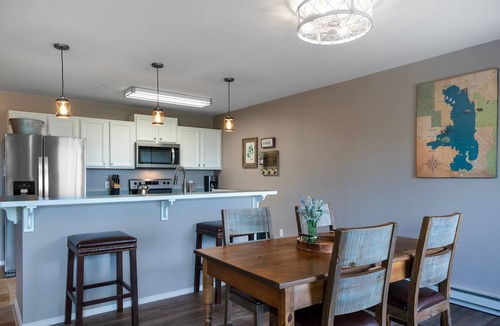 Bigfork Condo | Spacious, updated condo w/private balcony, A/C & lots of light - Marina Cay Retreat Flathead Lake
