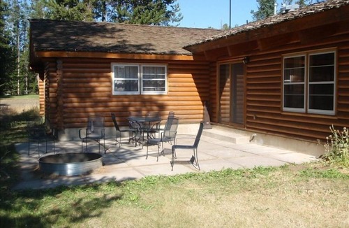 West Yellowstone House | Spacious Vacation Home in Gorgeous Location, 5 Min from Park
