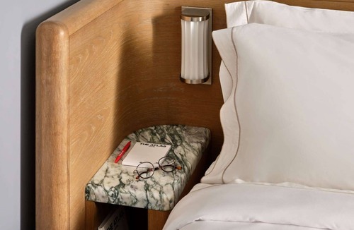 Lower Allston Hotel | Steps to Charles River | Bar & Restaurant + Gym