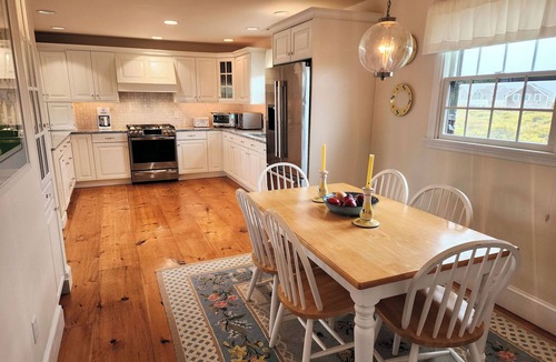 Tom Nevers House | Tom Nevers Bluff, Pool/Spa/AC, Views, 1/2 Block to Ocean, 2-MBRs, Jeep, No Pets