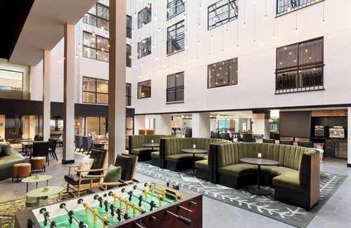 Brookline Hotel | Two Double Beds Interior at Arcadian Hotel! Near Boston Marathon Route!