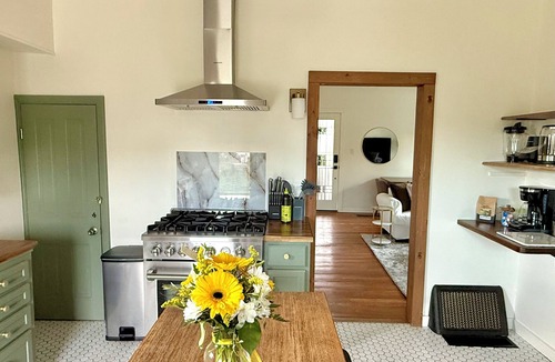 Great Falls House | Updated Historic 3BR Near Downtown, River & Hospitals