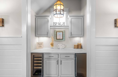 Watercolor House | Upscale Watercolor Home + Golf Cart, Bikes & Pools