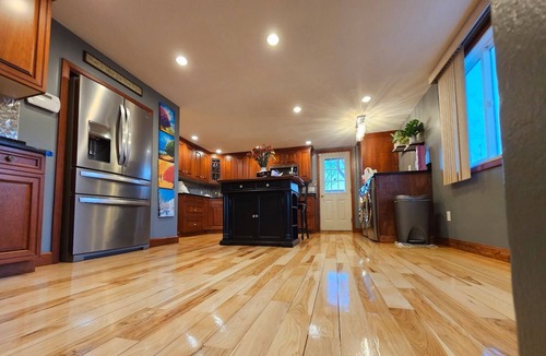 Weymouth House | Waterfront Beach Home With Attached In- Law Suite