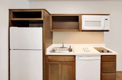 Dallas Hotel | WoodSpring Suites Plano - North Dallas