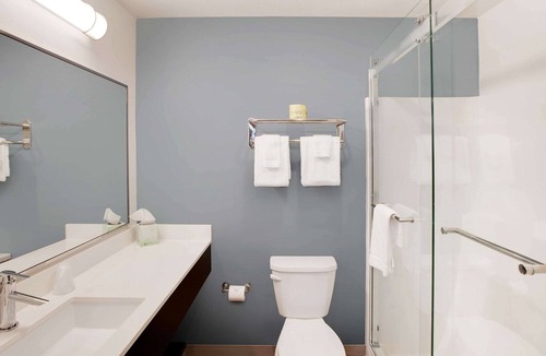 Dallas Hotel | WoodSpring Suites Plano - North Dallas