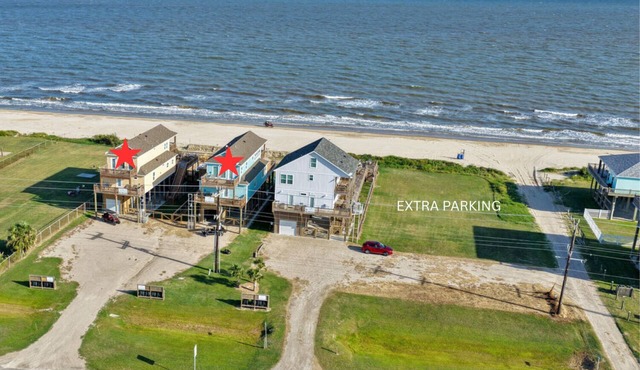 2 Beachfront Homes, 2 Heated Pools, 2 Hot Tubs, 2 Lifts, Pet Friendly, Sleeps 48