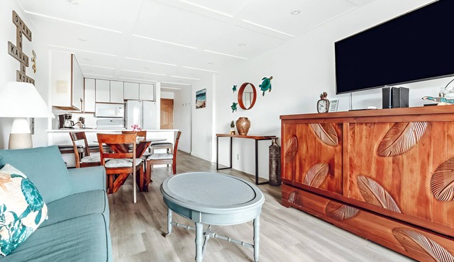 2BR Unit | Walk to Kalapaki Beach – Onsite Pool, Tennis & Easy Access to Dining