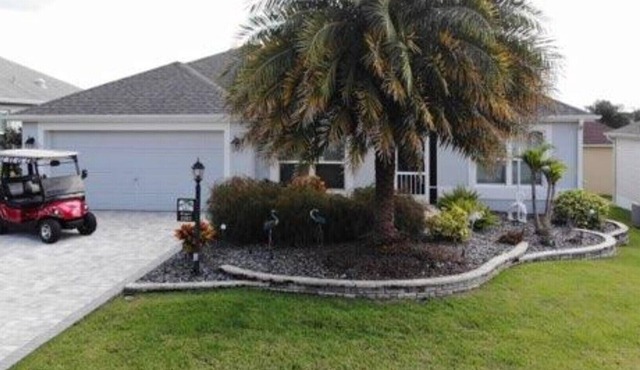 Amazing three-bedroom home in The Villages. Great spot for a memorable vacation!