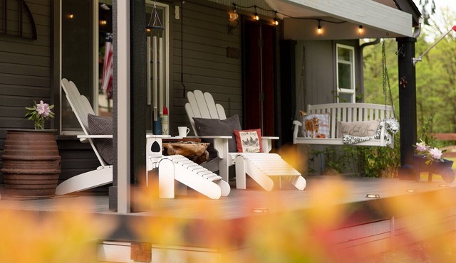 Charming Hobby Farm w/Hot Tub, Sauna, Pickleball & Mini Golf Near I-5/205