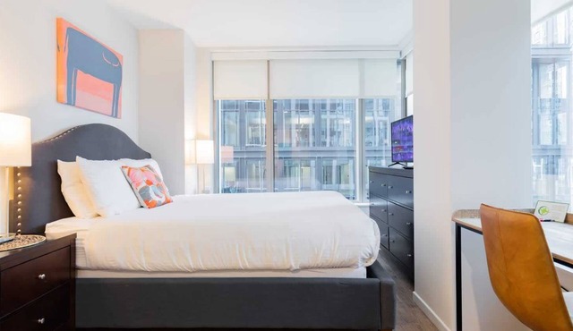 Chic Apt Seaport