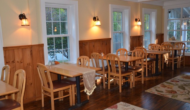 Cornwall Inn and Lodge