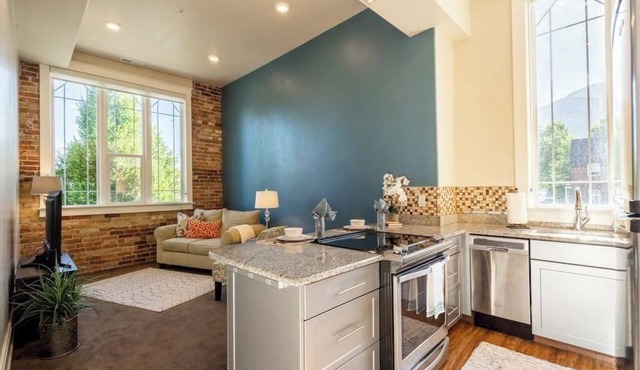 Downtown Provo Unique Apartment (Unit #6)