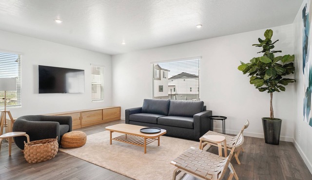 Family-Friendly 3-Story Home Sleeps 9
