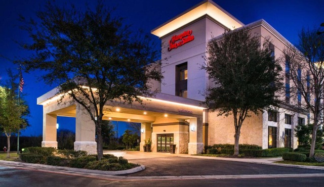 Hampton Inn and Suites Schertz