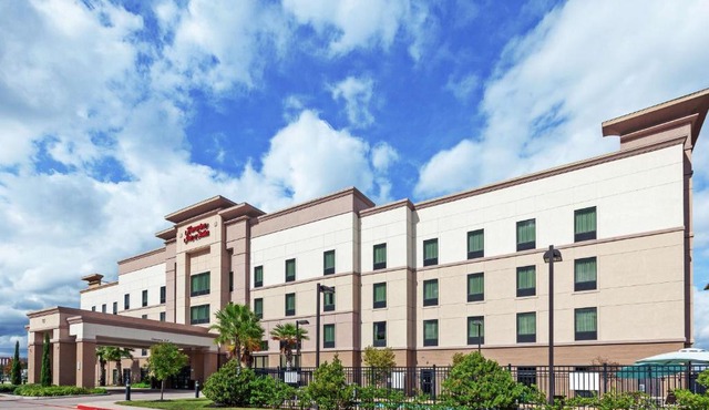 Hampton Inn & Suites Houston North IAH, TX