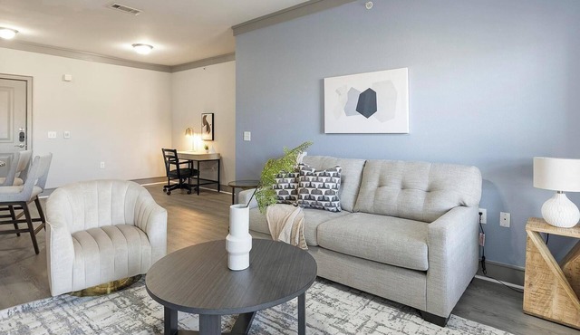Landing | Beautiful 2BD, Clubhouse