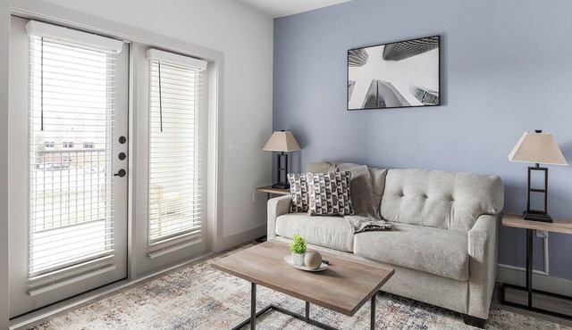 Landing | Spectacular 1BD in Corinth
