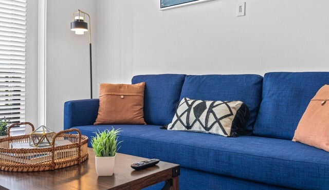 Luxurious New Unit|1Bd1Ba|Pool, Golf Sim