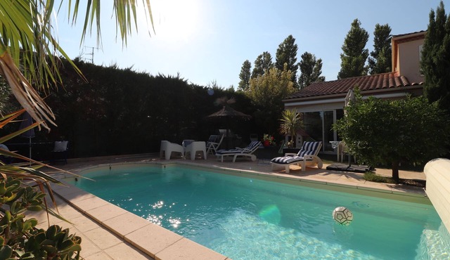 Magnificent villa with air-conditioned pool 10 minutes from beaches and 30 minutes from Spain. in Toulouges