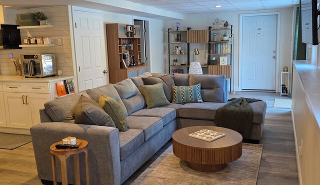 New Flat ~15 Mins from Gillette Stadium/World Cup!