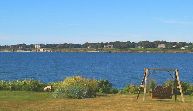 NEW MARKDOWN! Stay at a waterside beach cottage minutes away from water!