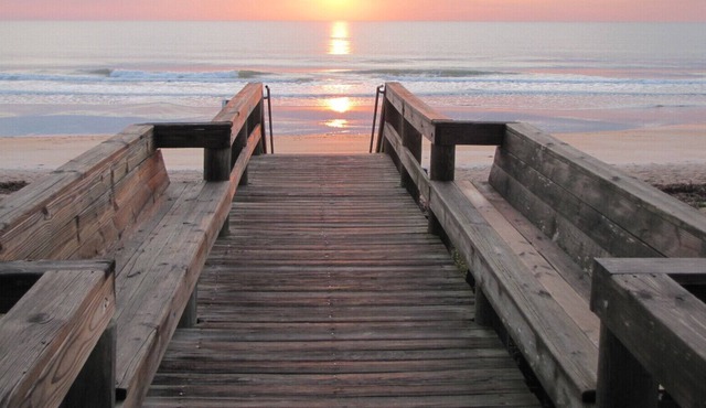 Oceanfront Retreat - Family Beach Getaway! Perfect Location for Sun & Fun!