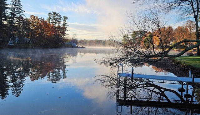 Peaceful Lake Front Cottage in Southern NH