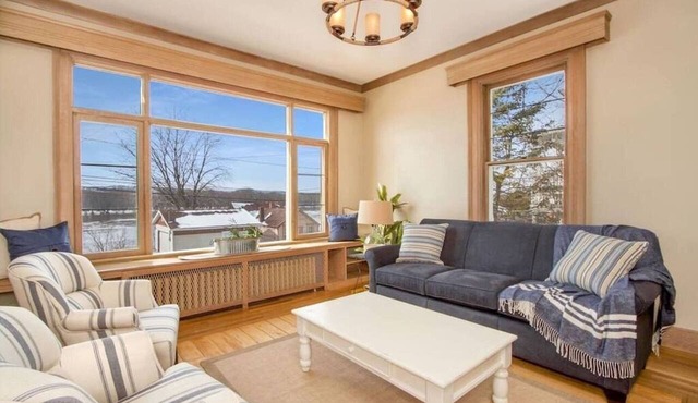 Riverview Apartment - River Road Historic Home