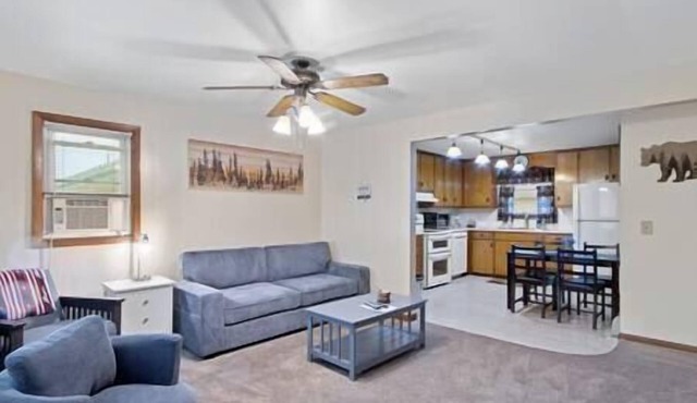 Room 8, 2 Bed Apartment