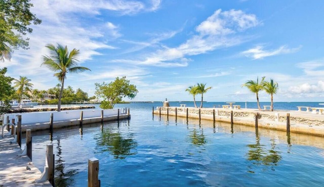 Sleeps 8 | Sunset + Boat Basin | Islamorada