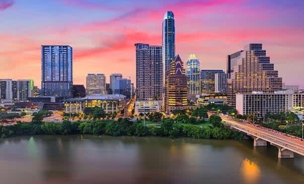 Superb location steps to DT and UT