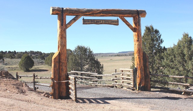 The Barn Studio on 280 acre Sevier River Ranch - 1 King and 1 Twin bed