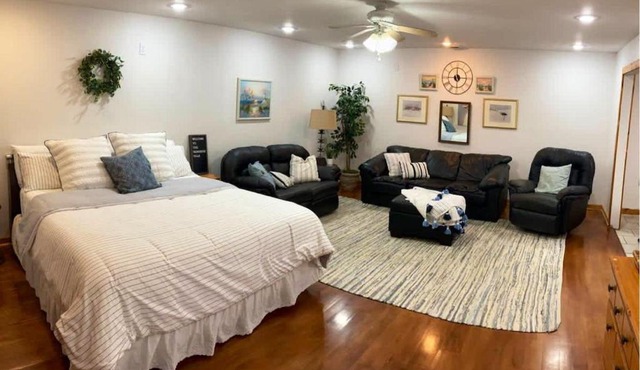 The Varnadoe Villa- Farm Stay