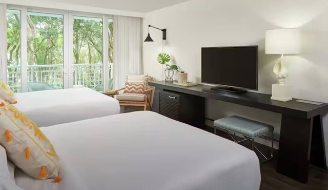 Ultimate Getaway! Private Beach Access, & Pool