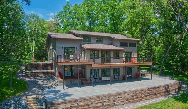 Valor Run Ski House