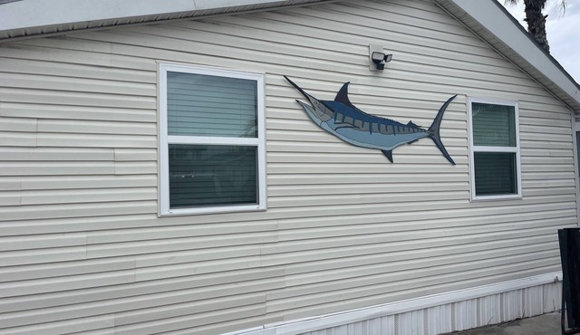 Water Front 2BR/2BA MARLIN COTTAGE