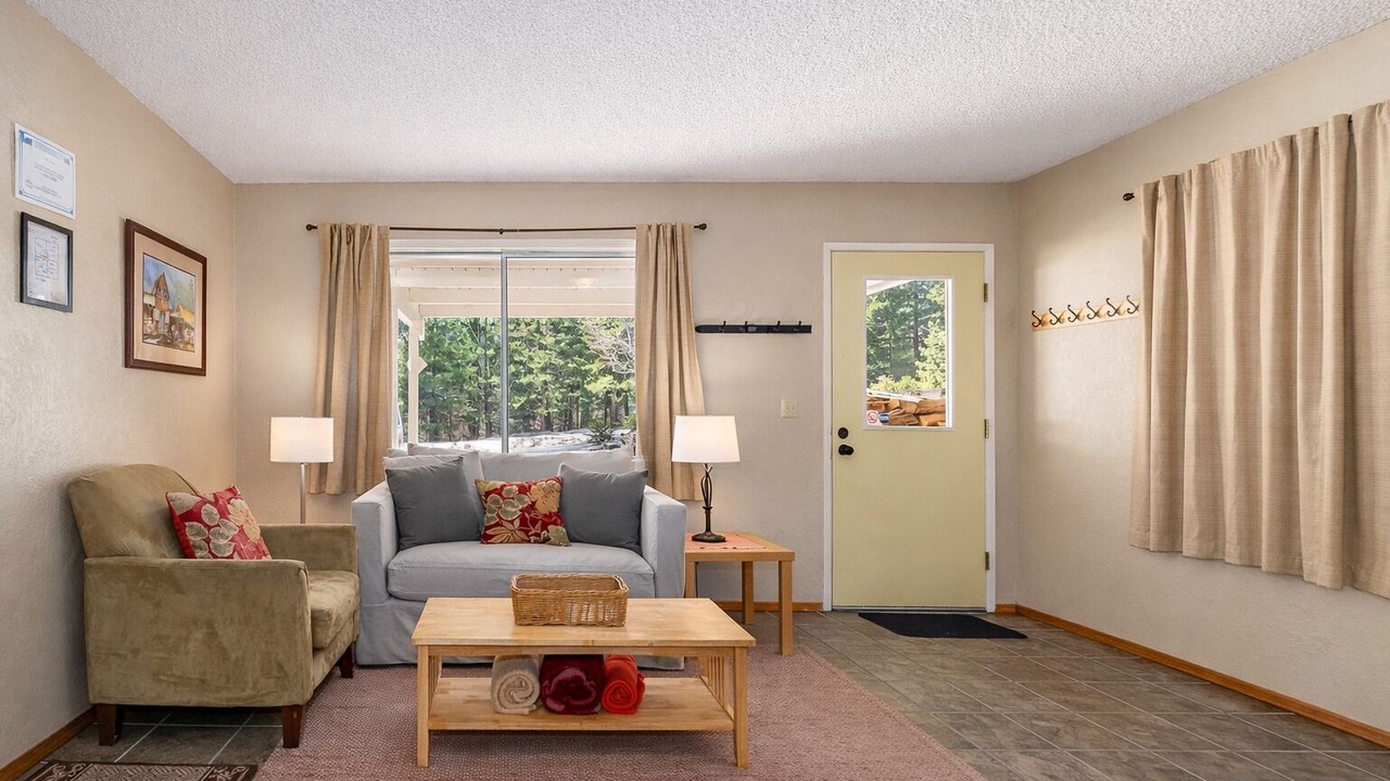 Photo of Bedroom in Leavenworth