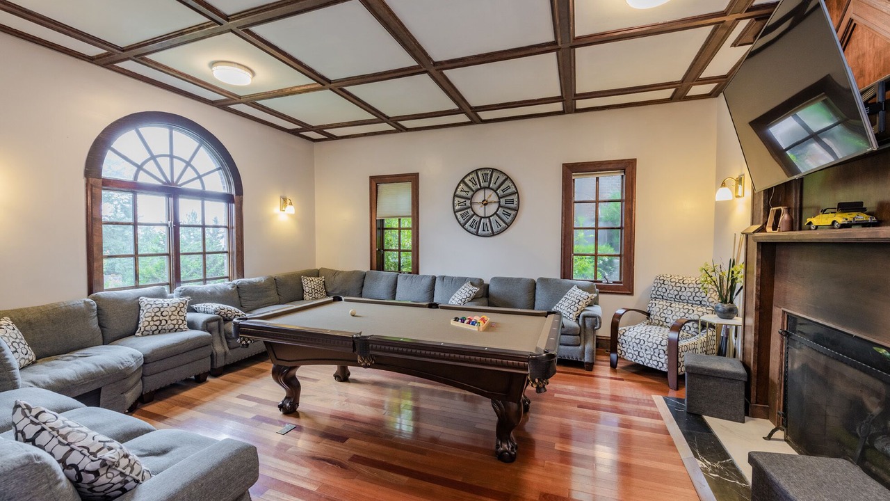 Photo of Livingroom in Southwest Hills