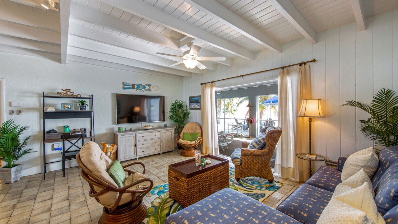 Photo of Livingroom in Lower Matecumbe Beach