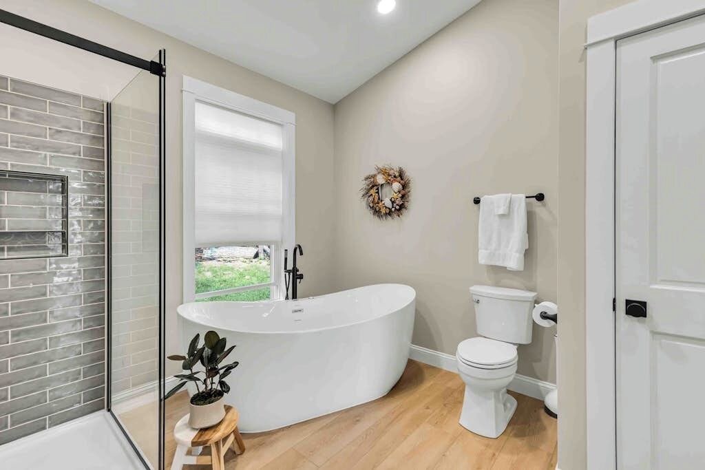 Photo of Bathroom in Orland