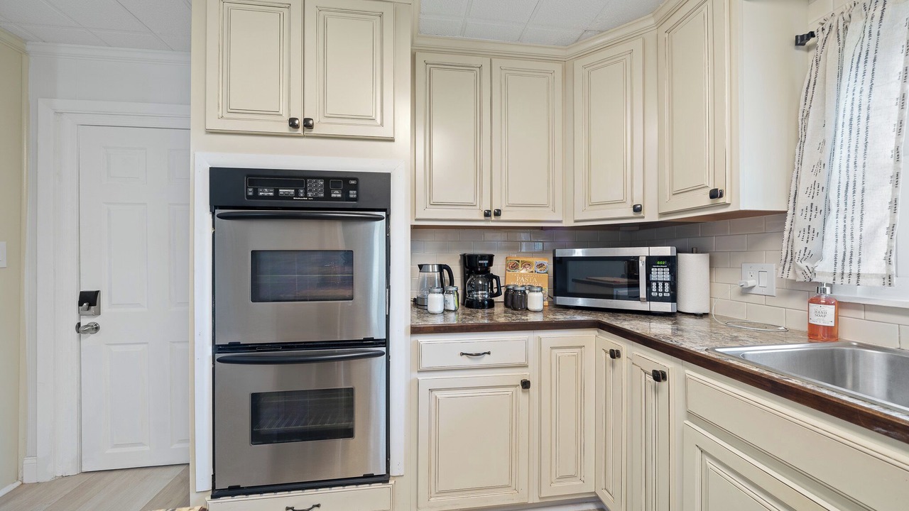 Photo of Kitchen in Fort King District