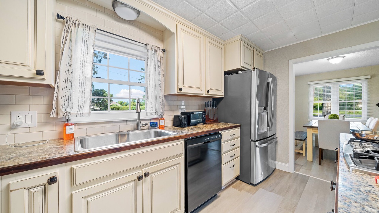 Photo of Kitchen in Fort King District