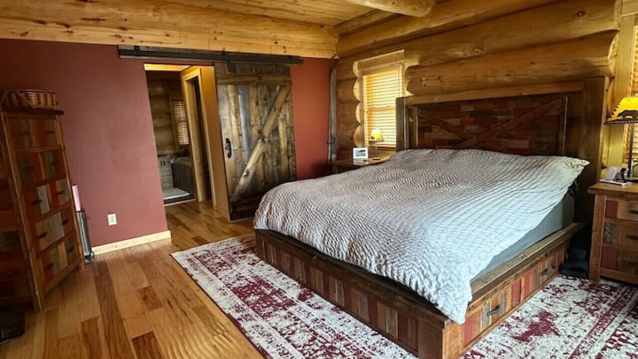 Photo of Bedroom in Miltona
