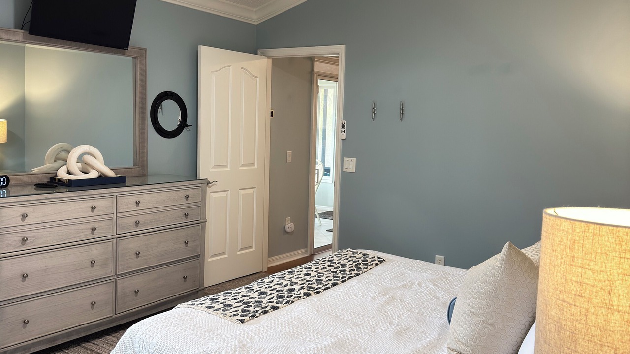 Photo of Bedroom in Sunset Pointe