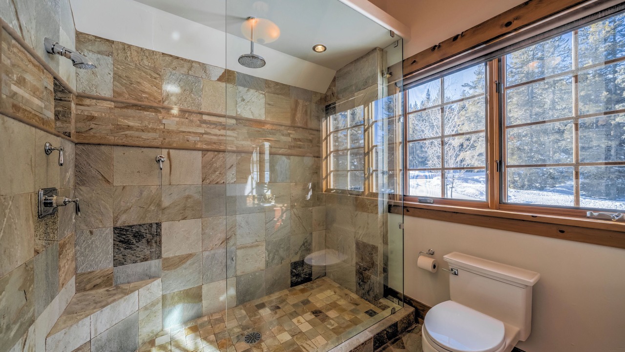 Photo of Bathroom in Big Sky